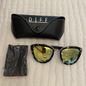 Diff Eyewear Sunglasses
